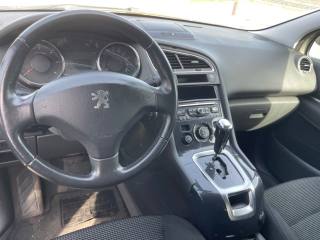 PEUGEOT 5008 usata 5
