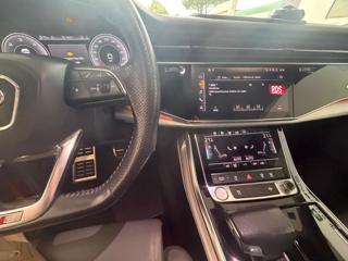 AUDI Q8 usata, con Boardcomputer