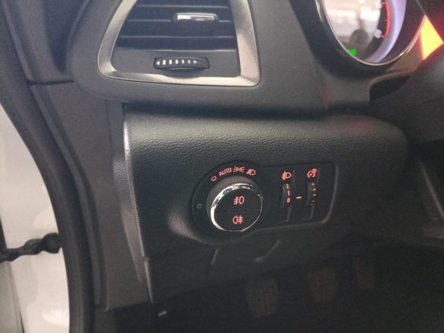 OPEL Astra usata, con Fendinebbia