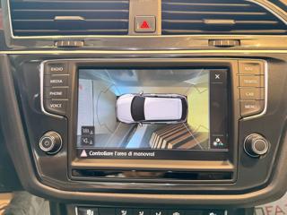 VOLKSWAGEN Tiguan usata, con Leve al volante