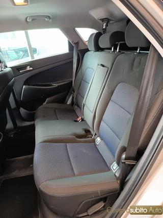 HYUNDAI Tucson usata, con Airbag testa