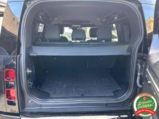 LAND ROVER Defender usata, con Boardcomputer