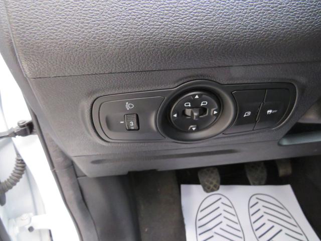 DR MOTOR DR 4.0 usata, con Regolazione elettrica sedili