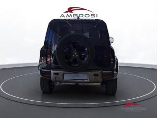 LAND ROVER Defender usata 4