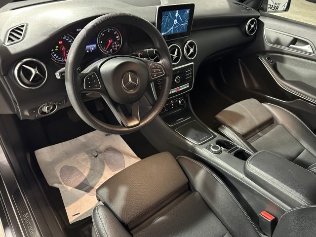 MERCEDES-BENZ A 160 usata, con Cerchi in lega