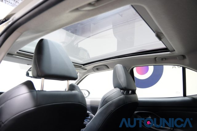 TOYOTA Yaris Cross usata, con Riconoscimento dei segnali stradali