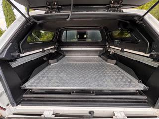 MERCEDES-BENZ X 250 usata, con Sensore di luce
