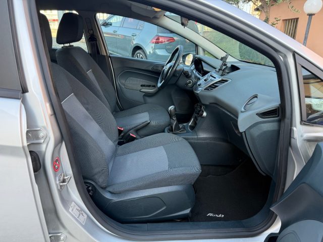 FORD Fiesta usata, con Lettore CD
