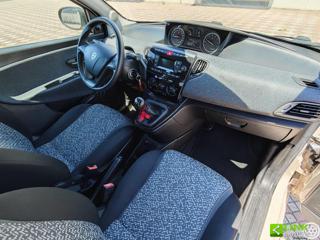 LANCIA Ypsilon usata, con Lettore CD