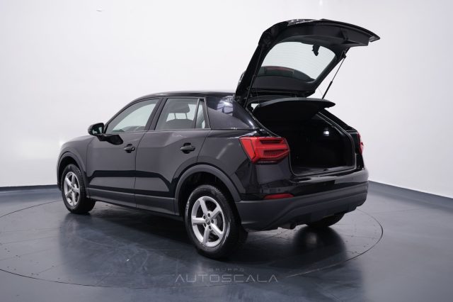 AUDI Q2 usata, con Airbag testa