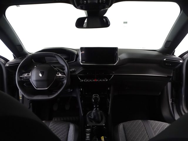 PEUGEOT 2008 usata, con Autoradio digitale
