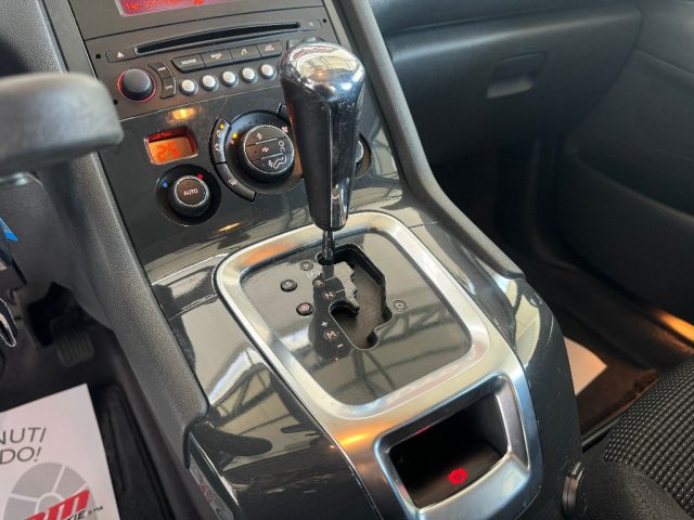 PEUGEOT 5008 usata 29