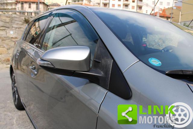 TOYOTA Auris usata 29