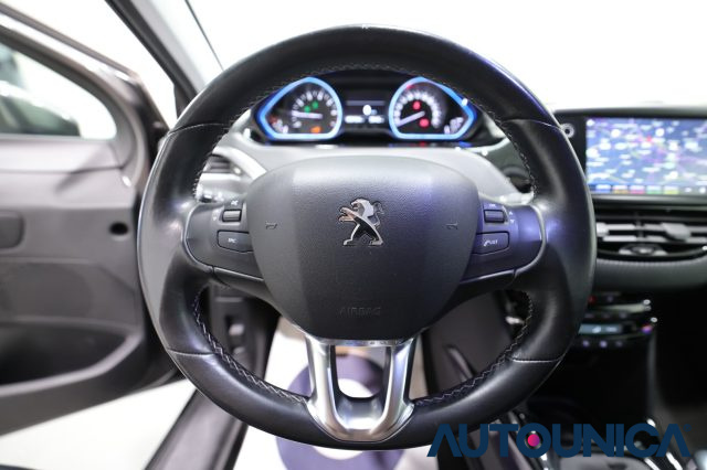 PEUGEOT 2008 usata, con Boardcomputer