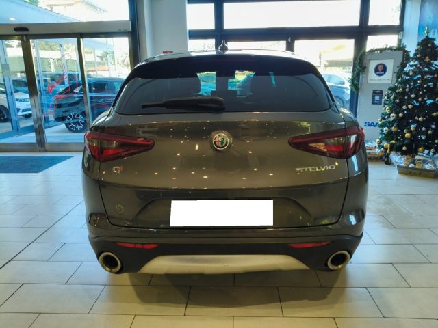 ALFA ROMEO Stelvio usata, con Airbag Passeggero