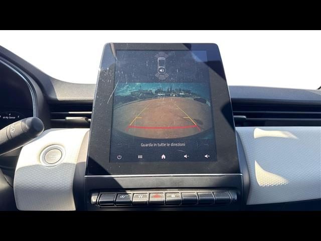 RENAULT Clio usata, con Sensori di parcheggio posteriori