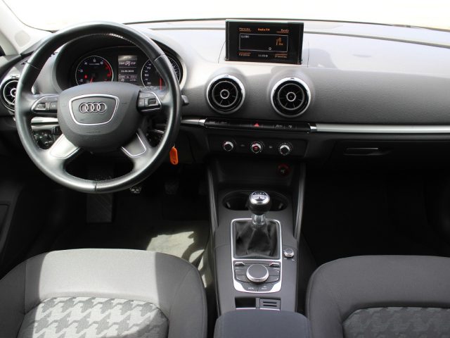 AUDI A3 usata, con USB