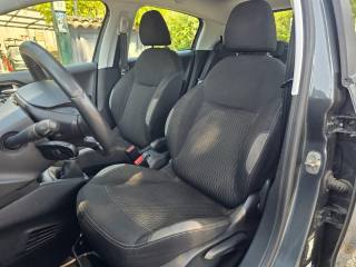 PEUGEOT 208 usata, con Autoradio