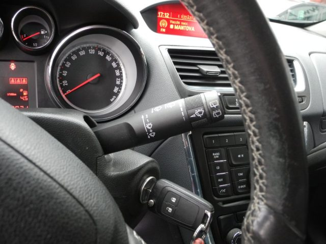 OPEL Mokka usata, con Specchietti laterali elettrici