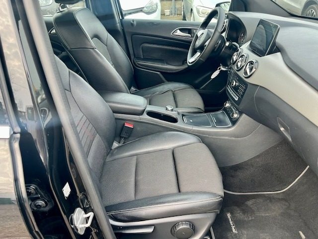 MERCEDES-BENZ B 180 usata, con Climatizzatore