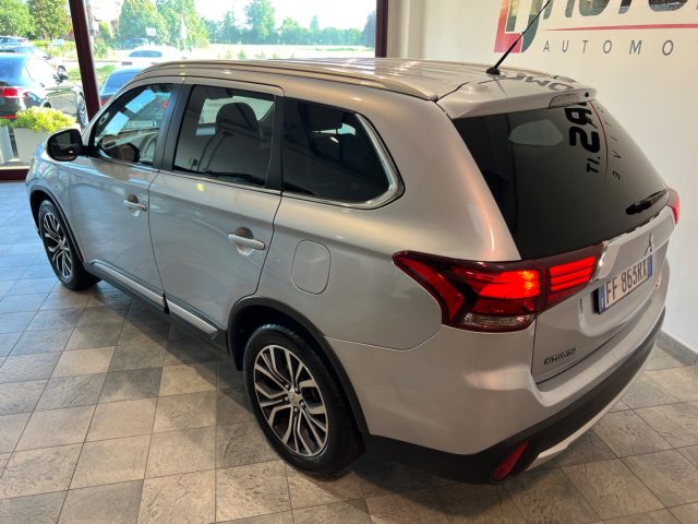 MITSUBISHI Outlander usata, con Chiusura centralizzata