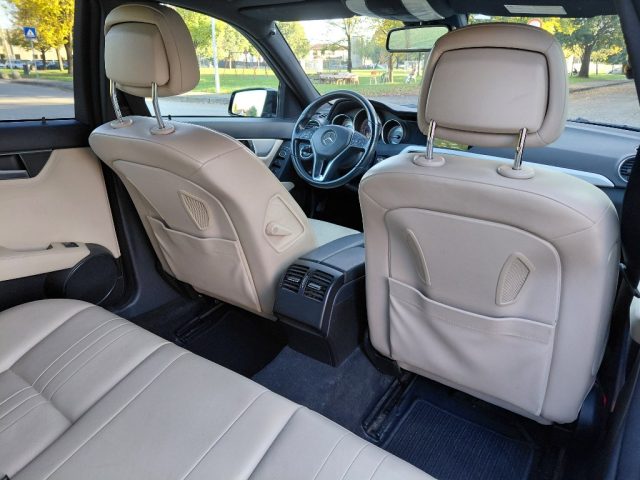 MERCEDES-BENZ C 220 usata, con Sensori di parcheggio anteriori