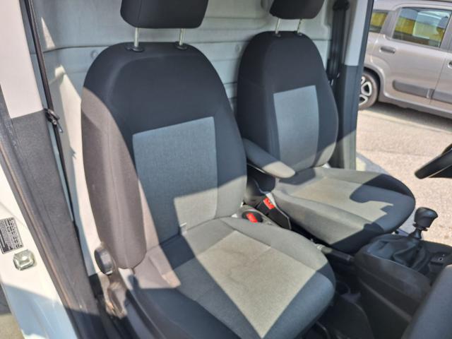 FIAT Doblo usata, con Autoradio
