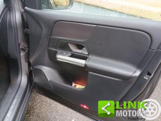 MERCEDES-BENZ GLA 250 usata, con Volante multifunzione