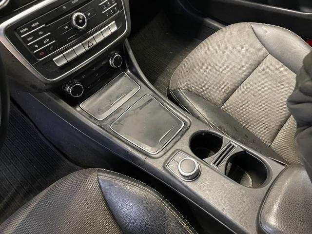 MERCEDES-BENZ CLA 180 usata, con Sedile posteriore sdoppiato