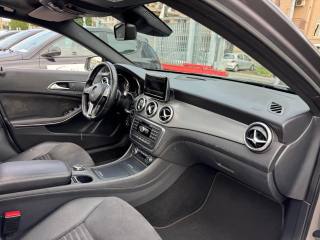 MERCEDES-BENZ GLA 200 usata, con Climatizzatore