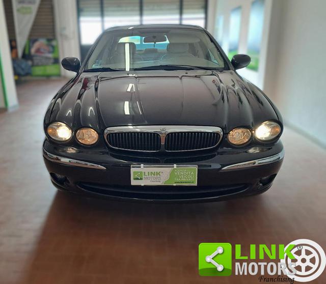 JAGUAR X-Type usata, con Airbag