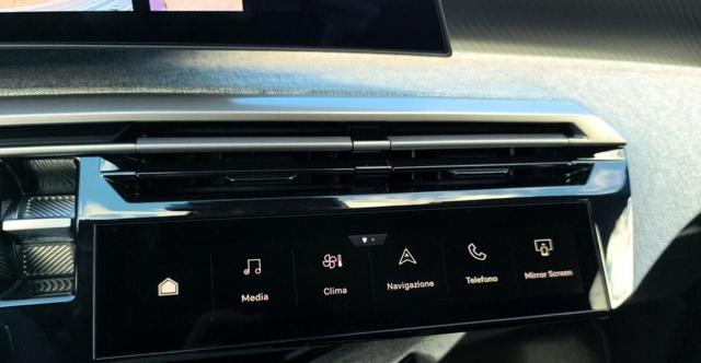 PEUGEOT 3008 usata, con Climatizzatore