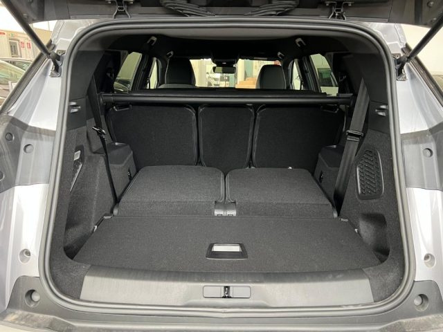 PEUGEOT 5008 usata, con Sensore di luce