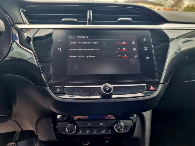 OPEL Corsa usata, con Vetri oscurati