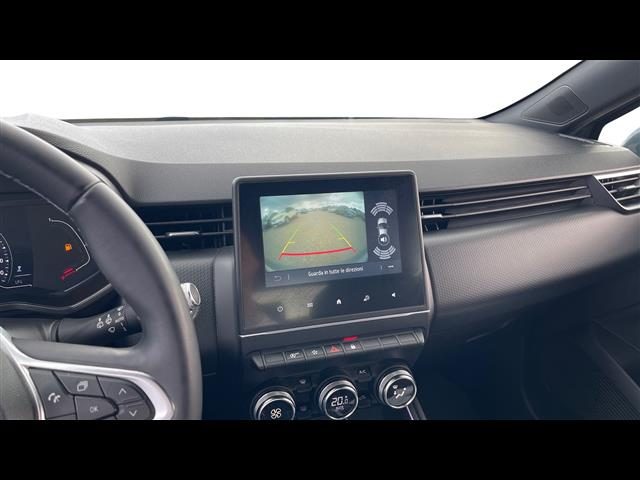 RENAULT Clio usata, con Fari LED