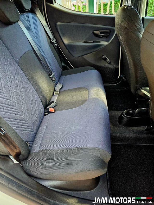 LANCIA Ypsilon usata, con Sedile posteriore sdoppiato