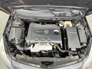 OPEL Insignia usata, con Bluetooth