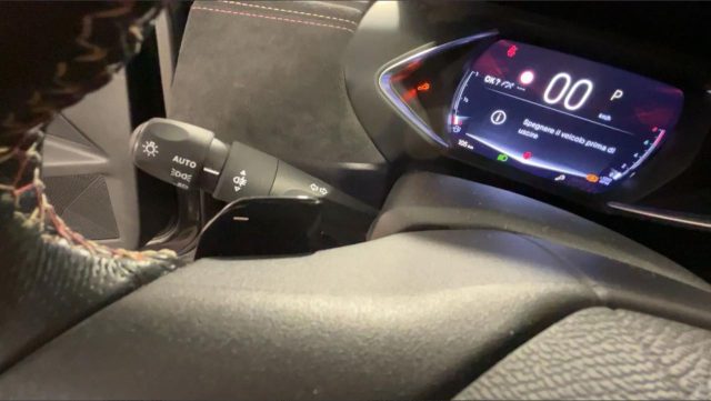 DS AUTOMOBILES DS 3 usata, con Interni in pelle