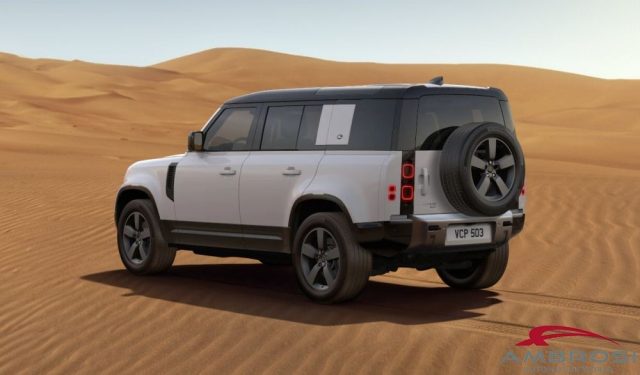LAND ROVER Defender usata 3