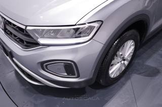 VOLKSWAGEN T-Roc usata 29
