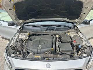 MERCEDES-BENZ GLA 200 usata, con Specchietti laterali elettrici