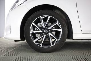 TOYOTA Yaris usata 8