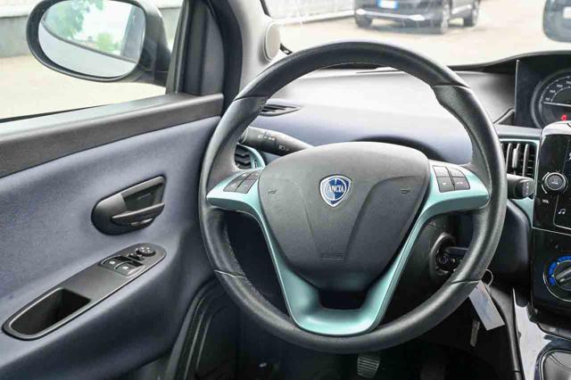 LANCIA Ypsilon usata, con Fendinebbia