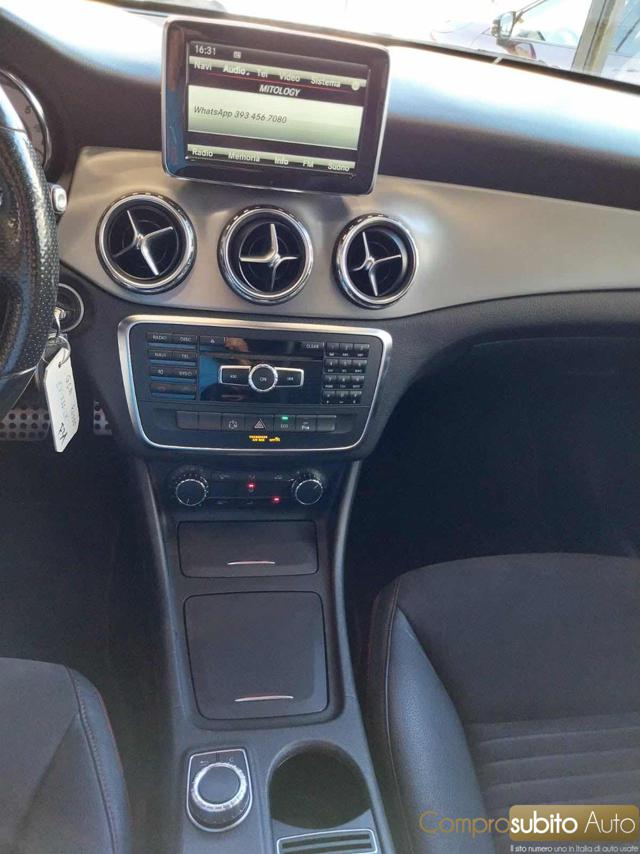 MERCEDES-BENZ GLA 200 usata 23