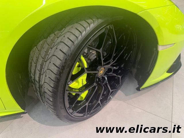 LAMBORGHINI Huracan usata, con Lettore CD