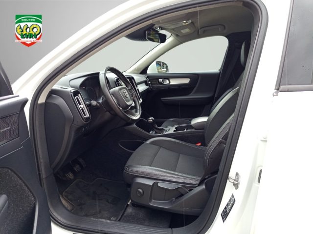 VOLVO XC40 usata, con Specchietti laterali elettrici