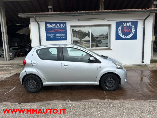 TOYOTA Aygo usata, con ABS