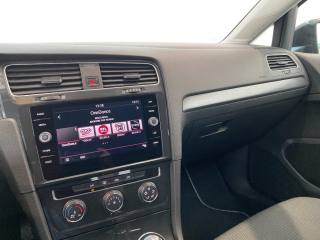 VOLKSWAGEN Golf Variant usata, con Climatizzatore