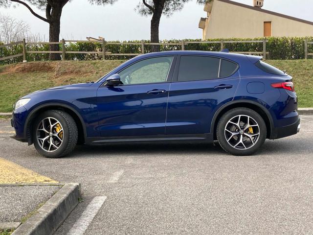 ALFA ROMEO Stelvio usata, con Alzacristalli elettrici