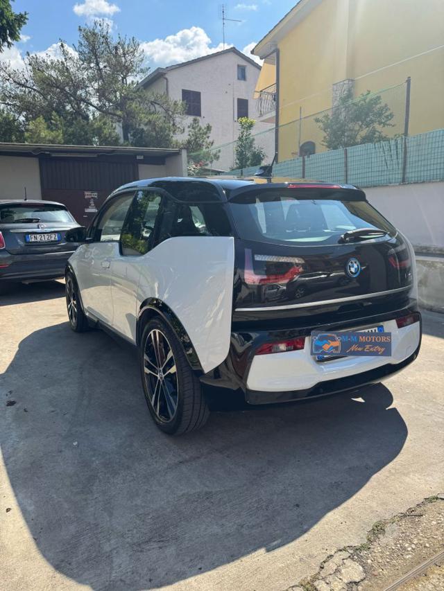 BMW i3 usata, con Autoradio